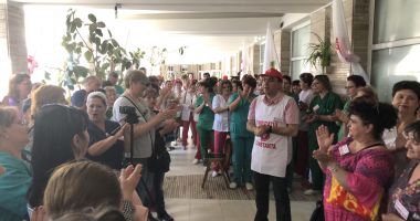 GALERIE FOTO / Grevă generală în spitale! "Am pierdut la salarii între 100 și 1.400 de lei!" - 5