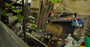 Își terorizează vecinii. "Stăm lângă  un focar de infecție! Ne-au invadat șobolanii!" - 8