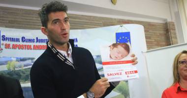 Campionul Horia Tecău salvează micuții prematuri din Constanța! - 3