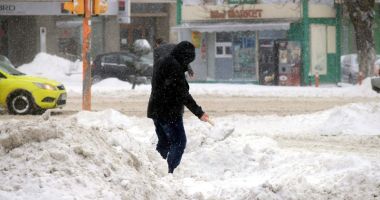 Iarna a lovit crunt județul Constanța! Drumuri închise din cauza troienelor - 2