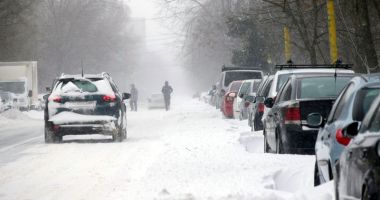 Stire din Social : Iarna a lovit crunt județul Constanța! Drumuri închise din cauza troienelor