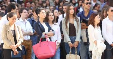 Stire din Cultură-Educație : Începe admiterea la facultate. Câte locuri are disponibile Universitatea "Ovidius"