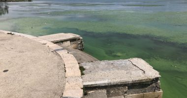 Lacul Tăbăcărie, încremenit în comunism. Fără promenadă, fără piste de biciclete, doar maluri bătrâne și sparte - 4