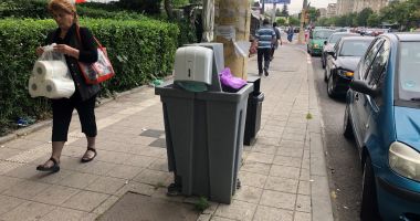Lavoare urâte, folosite pe post de tomberon. "Mai lipsește un wc care să duhnească!" - 3