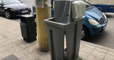 Lavoare urâte, folosite pe post de tomberon. "Mai lipsește un wc care să duhnească!" - 6
