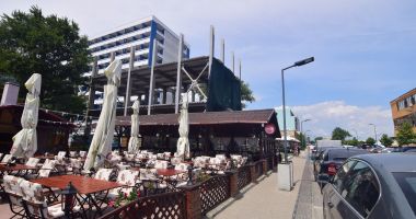 Blocuri de 8 și 11 etaje în buricul stațiunii Mamaia. Cine mai construiește la malul mării - 3