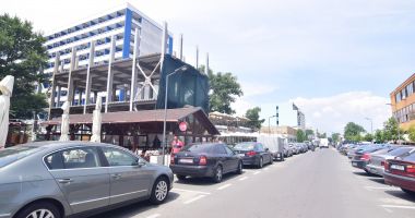 Blocuri de 8 și 11 etaje în buricul stațiunii Mamaia. Cine mai construiește la malul mării - 4