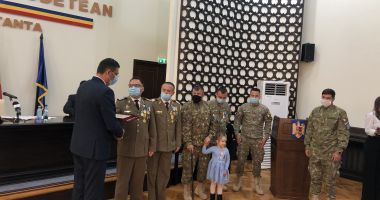 Maestrul Virgil Andriescu şi şase militari eroi, Cetăţeni de Onoare ai judeţului Constanţa - 5