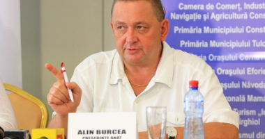Operatorii din turism: 