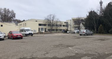 Cu ochii pe ruina de la Palatul Copiilor Constanța. "Nu-i schimbăm destinația!" - 4