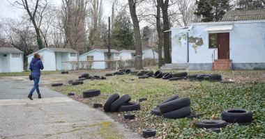 Ruine, bălării și maidane. "Jungla" din curtea Palatului Copiilor - 6