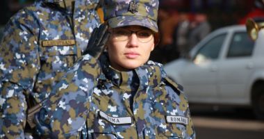 Paradă militară și torțe aprinse, de 1 Decembrie, la Constanța - 4