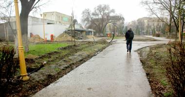 Proiect după proiect, Constanța pierde banii europeni. Lucrările la parcul de la Primărie - sistate! - 3