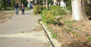 Se reabilitează parcul de la Primărie. Cum  va arăta zona, la anul - 9