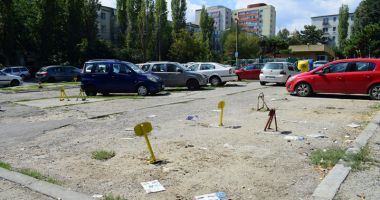 Dispar țărușii și lanțurile. "Locurile de parcare nu sunt proprietate privată!" - 2
