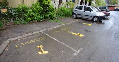 Dispar țărușii și lanțurile. "Locurile de parcare nu sunt proprietate privată!" - 3