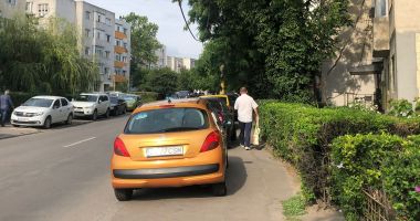 Trist. Constanța, orașul în care parcările devin… supermarketuri! - 2