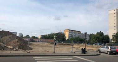 Trist. Constanța, orașul în care parcările devin… supermarketuri! - 9