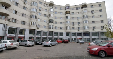 Parcările de la Capitol și Poșta Mare, transformate în piațete cu vegetație și mobilier urban - 6