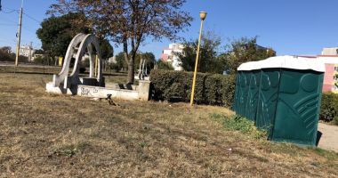 Parcul "plângerii" din cartierul Poarta 6. Terenul este revendicat, primăria nu face nimic pe el - 6