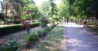 Parcuri fără flori, în mijlocul verii. "Oare acesta este orașul Constanța?" - 2