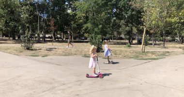 Pârjol în Parcul Tăbăcărie. Iarbă arsă și copaci uscați, în cel mai mare parc al Constanței - 2