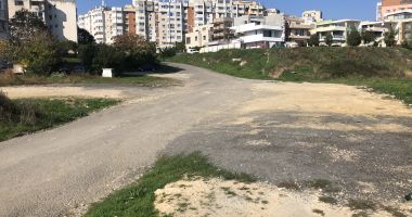 Stire din Social : Parcuri și parcări! Constănțenii din cartierul Faleză Nord cer administrației locale amenajarea zonei