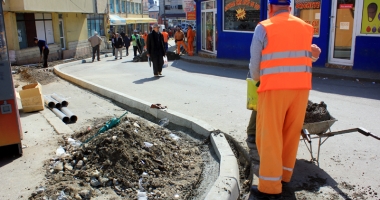 Stire din Social : A început marea schimbare la față a Pieței Tomis III