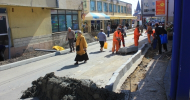 A început marea schimbare la față a Pieței Tomis III - 4