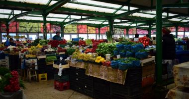 Stire din Social : Piețele Constanței, rămase în secolul trecut.  Unde sunt proiectele futuriste ale primăriei?