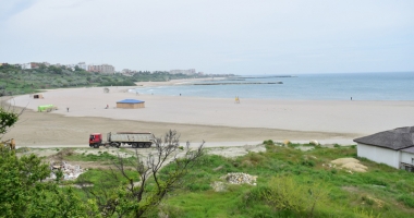 Plaja Modern intră în secolul XXI! Au fost dărâmate clădirile ceaușiste și a început reamenajarea zonei - 2