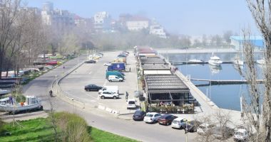 Portul Tomis, între ruine, buruieni și bărcuțe de lux - 8