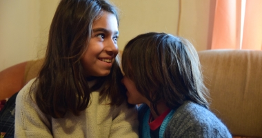 Copilărie tristă. Haideți să-l ducem  pe Moș Crăciun și la copiii din satul Piatra! - 8