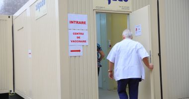 Pregătiri pentru vaccinarea vârstnicilor. De vineri se pot face programări - 2