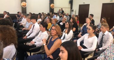 Cinste lor! Elevii de 10 ai Constanței, premiați cu diplome și bani - 4