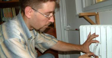 Ai, n-ai, dai! Constănțenii, obligați  să-și monteze repartitoare pe calorifere - 2