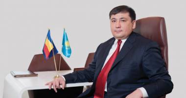 Performanțe semnificative la KMG International - 3