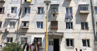 Stire din Social : Scandaluri și plângeri la poliție, pe aleea Egretei. "Aici, unii muncesc, alții se descurcă!"