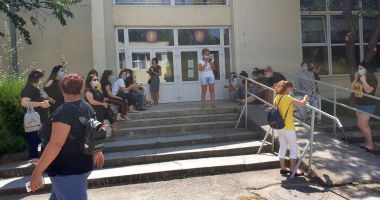 Ședință publică cu scântei la posturile pentru titulari. "Aici este incompetență crasă!" - 2