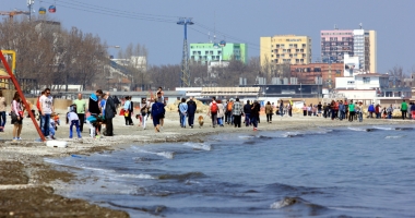 Litoralul își deschide porțile de Paști. Turiștii, așteptați la mare cu evenimente, concerte și sport
