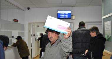 Stire din Social : Nu și-au plătit impozitele și taxele locale și acum riscă să fie executați silit
