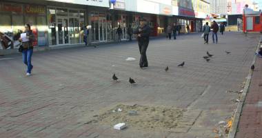 Mizerie, nepăsare și lipsă de culoare, pe strada Ștefan cel Mare din Constanța - 4