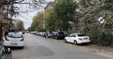 Strada "plângerii" din Constanța.  Fără trotuare, fără parcare, fără soluții… - 8