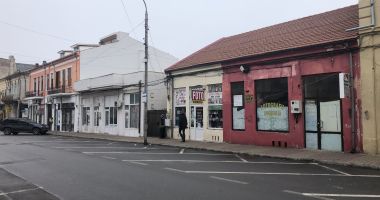 Case abandonate, afaceri ruinate, circul foamei - în buricul târgului - 9