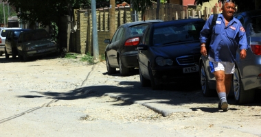 Gropi, praf și mulți nervi, în cele mai noi cartiere ale Constanței - 3
