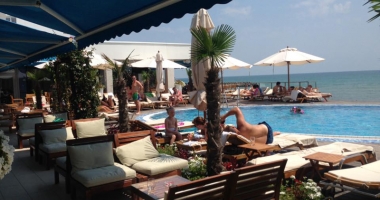 "Hotelurile din sudul litoralului sunt cu zece ani înaintea autorităților locale" - 2