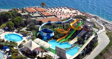 Stire din Social : Renaște sudul litoralului? Hoteluri modernizate, faleze și străzi refăcute, în stațiunile de la malul mării