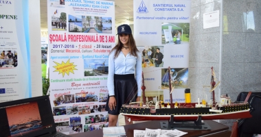 Elevii de clasa a VIII-a, îndemnați să aleagă un profil tehnologic, să învețe o meserie - 7