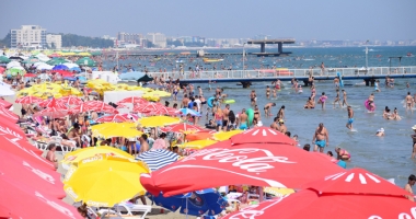 Parcuri și locuri de joacă în Mamaia, bulevard Tomis pietonal, de la Capitol până la Lupoaică - 4