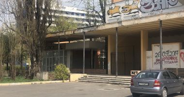 Ruine și buruieni! "Palatul festivalurilor" din Mamaia, un monument al neputinței - 6